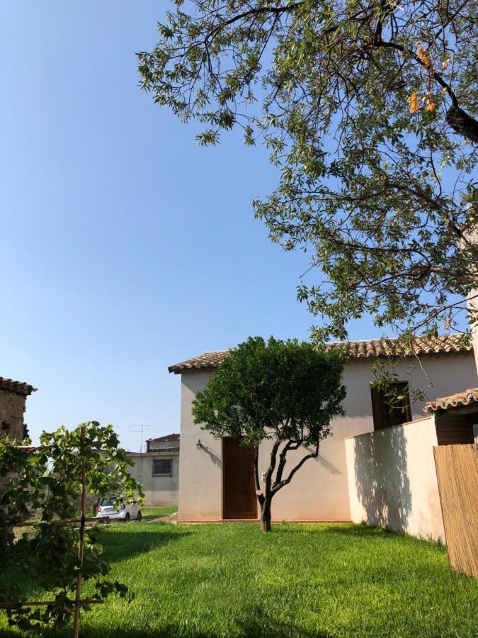הוילה לוקרי La Casa Del Mandarino Di Borgo Carbone מראה חיצוני תמונה